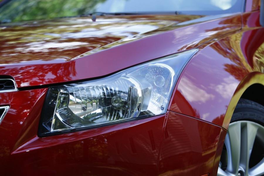  Chevrolet Cruze 2011 года  (фото 37 из 61)